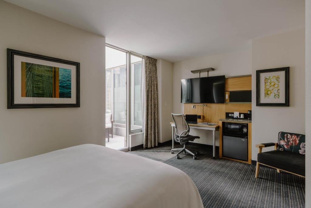Kuchyň nebo kuchyňský kout v ubytování World Center Hotel
