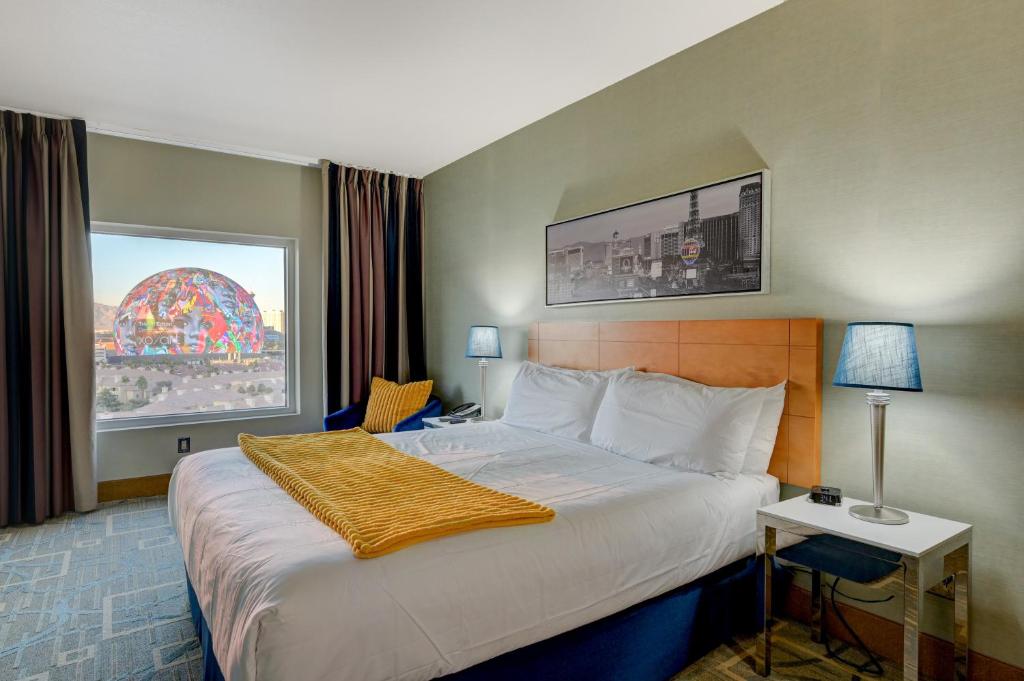 SPHERE IN 4K - Vintage Vegas Condo with Sphere and Strip Views! photo
