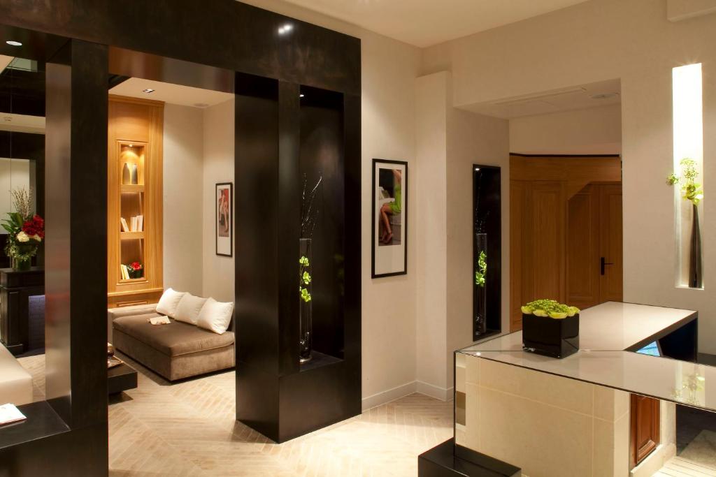 Marceau Champs-Elysées - Resim 29