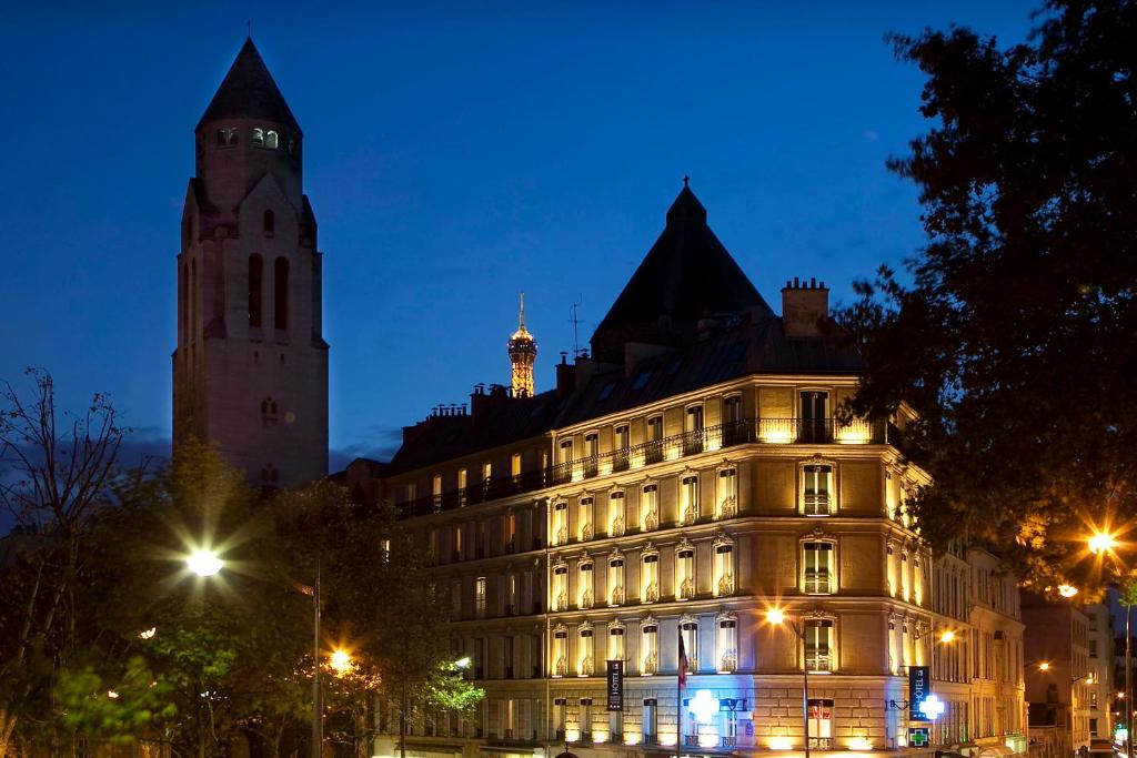 Marceau Champs-Elysées - Resim 30