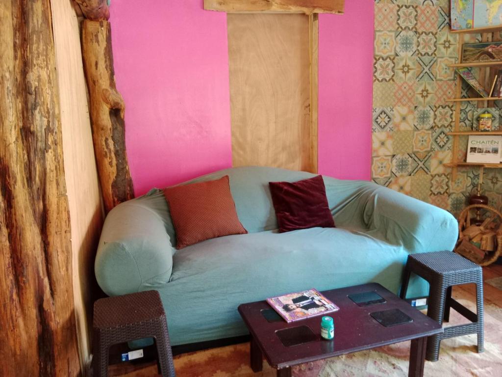 Posezení v ubytování Rústica Futaleufú