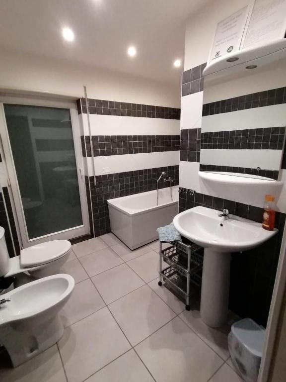 Koupelna v ubytování BED in Sicily - Camera e Bagno privato