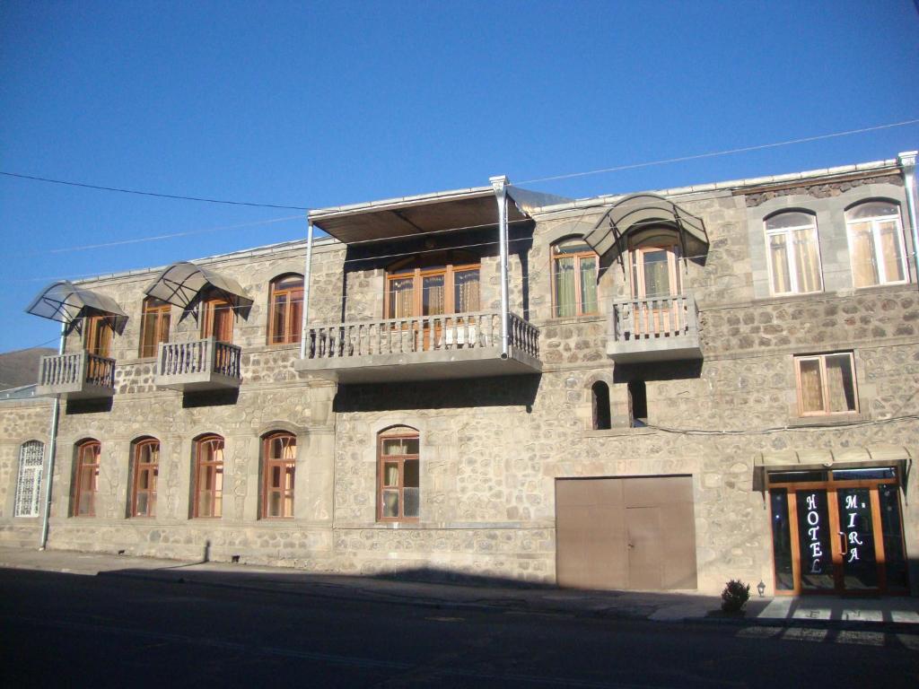Budova, kde se hotel nachází