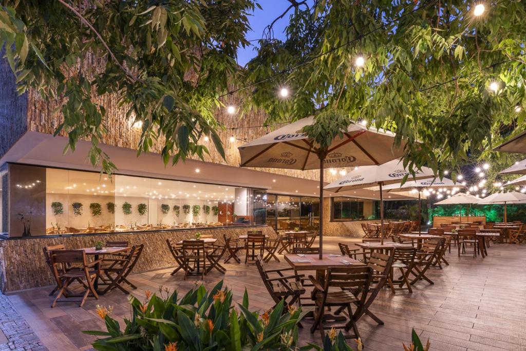 Restaurace v ubytování Estelar Santamar Hotel & Centro De Convenciones