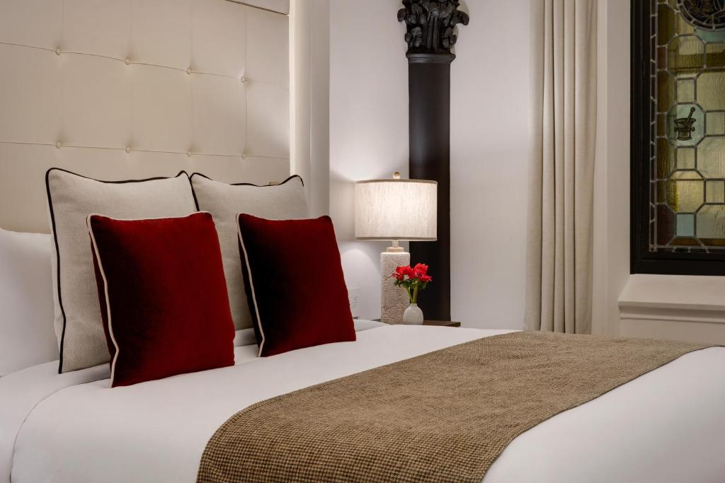 The Chemists Club Hotel - Alchemy Suite