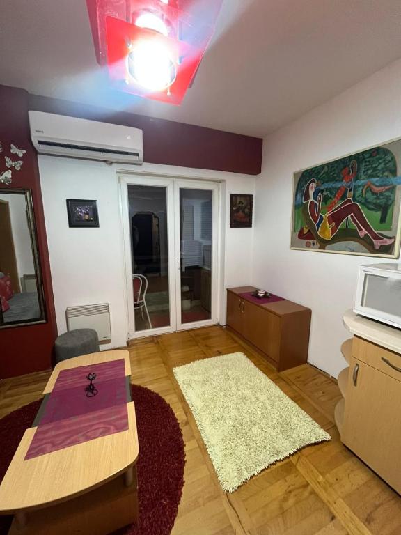 Zona d'estar a Dalijan Apartman