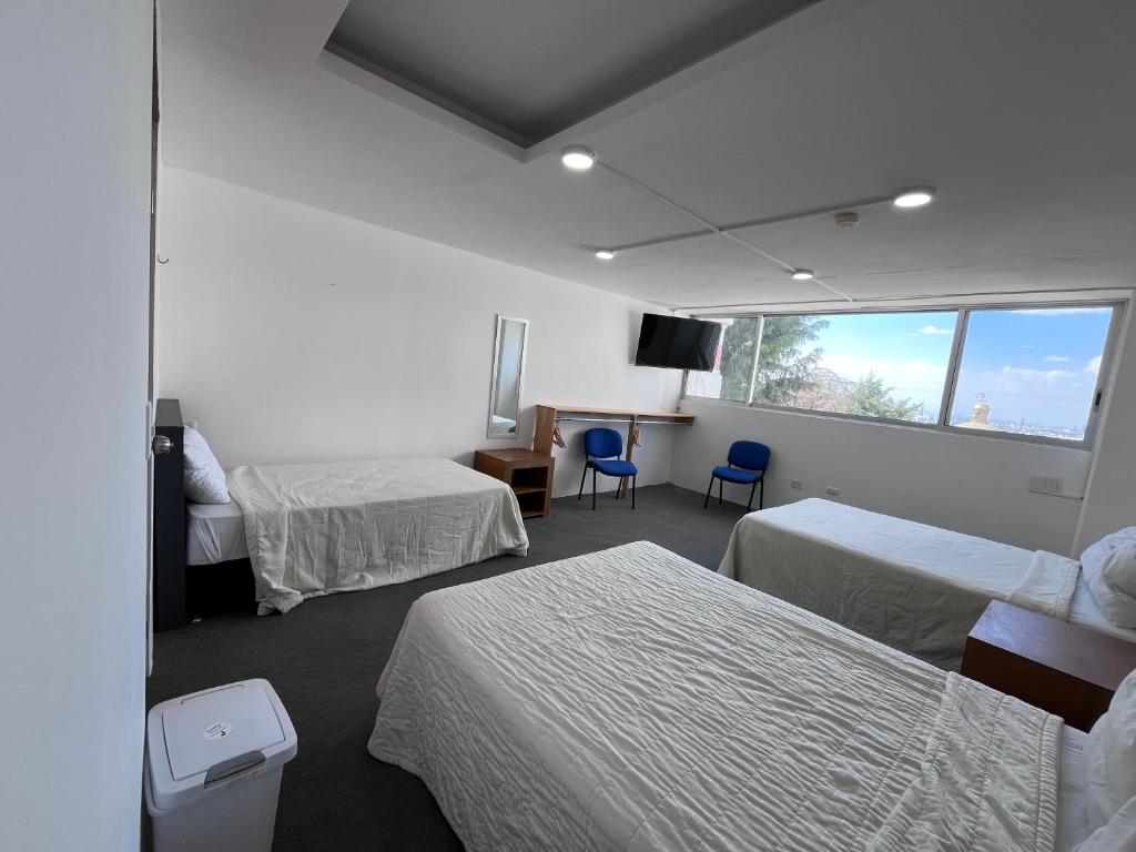 Puebla Inn Express - Three-Bedroom Standard Apartment