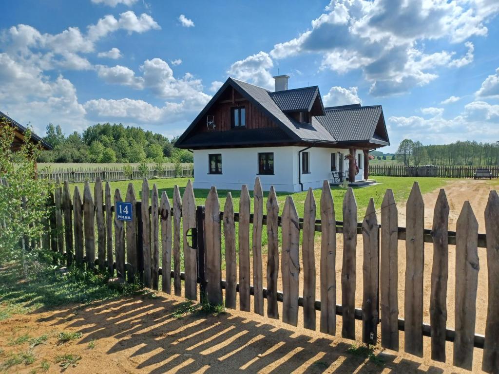 Gospodarstwo Agroturystyczne ŻARNOWIEC - Housity