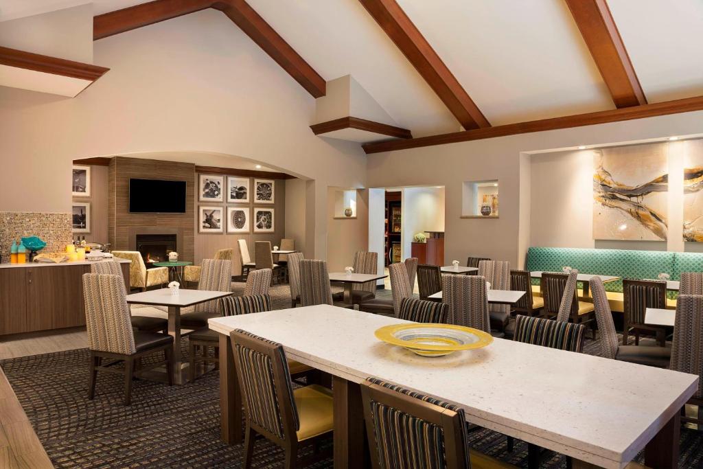 Residence Inn by Marriott Toronto Airport - Resim 6