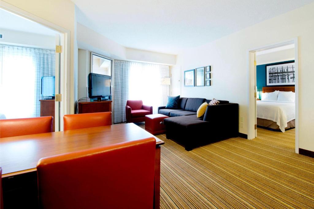 Residence Inn by Marriott Mississauga-Airport Corporate Centre West - Resim 45