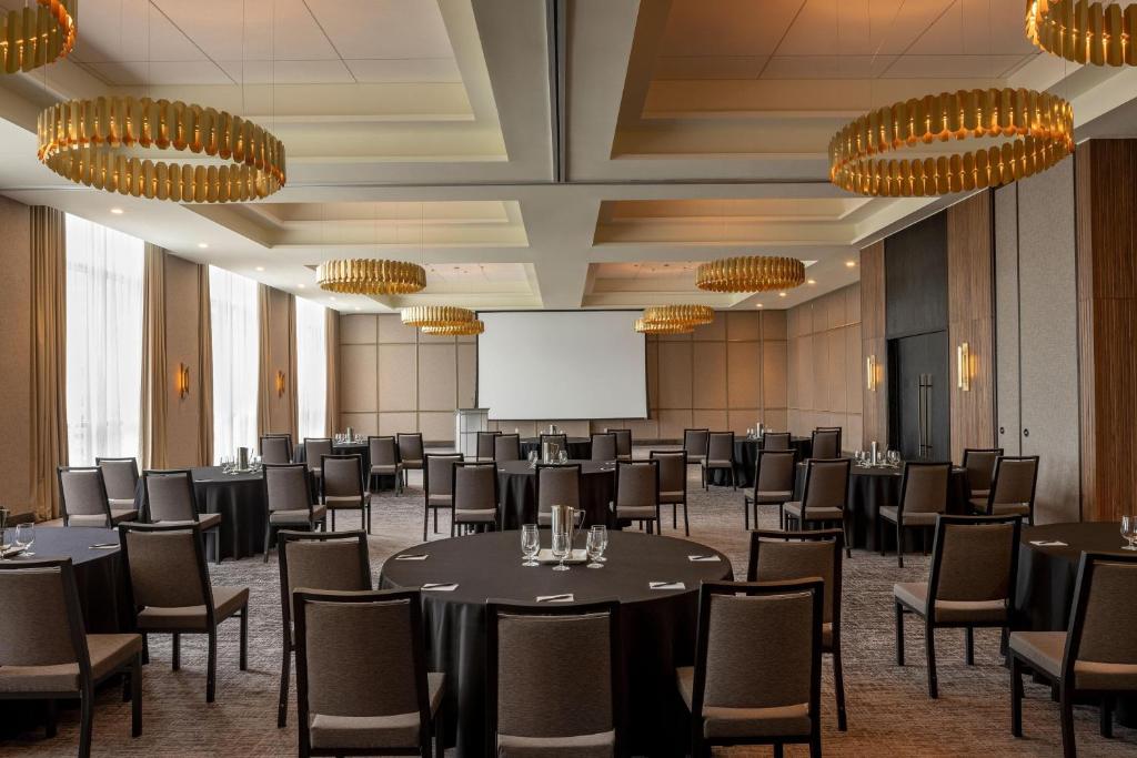 Konferenční prostory v ubytování The Dalmar, Fort Lauderdale, a Tribute Portfolio Hotel