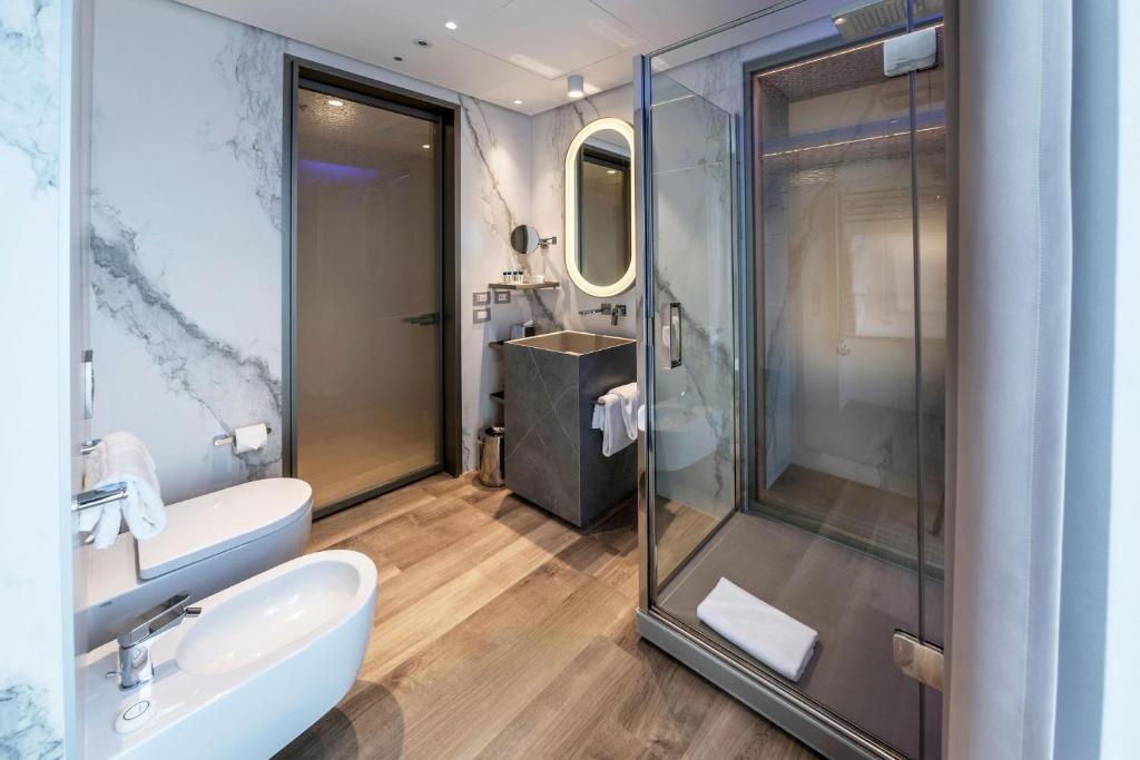 The Regency, Rome, a Tribute Portfolio Hotel - Resim 6