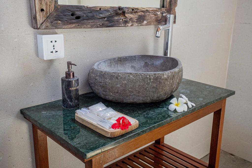 Water Blow Huts - 19