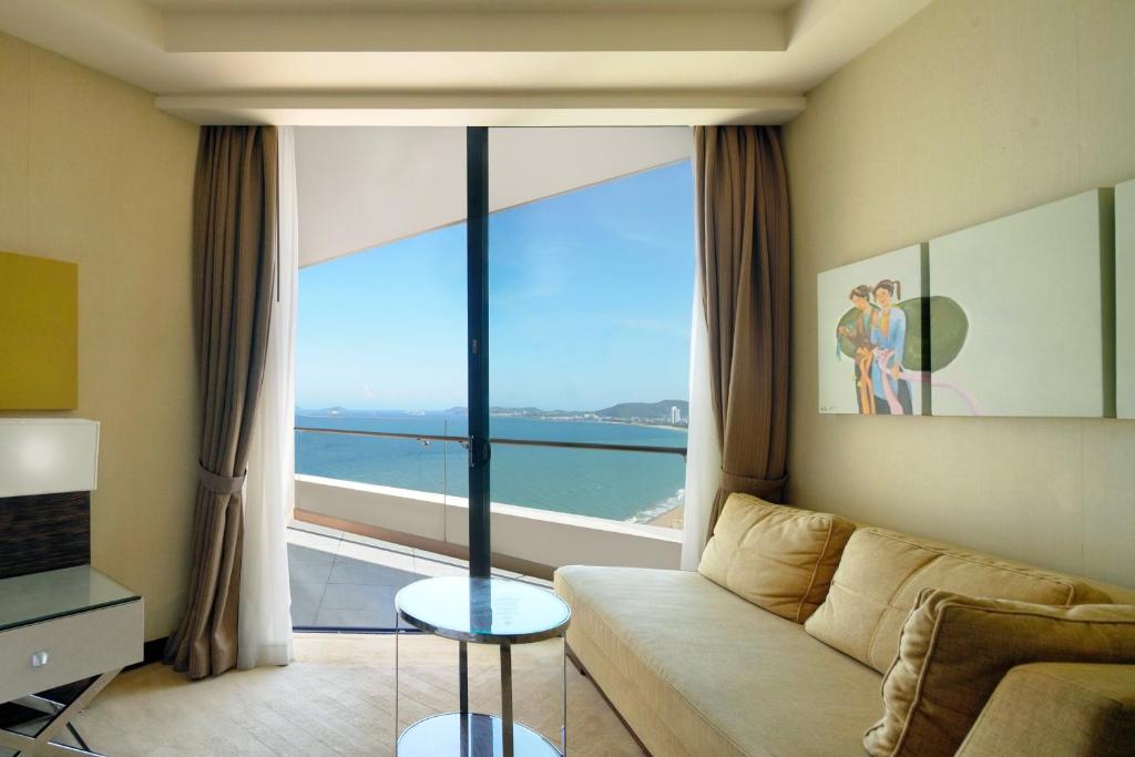 Phòng Deluxe 2 Giường Đơn, Phòng Khách, 2 Giường Đôi, Quang cảnh biển, Ban công