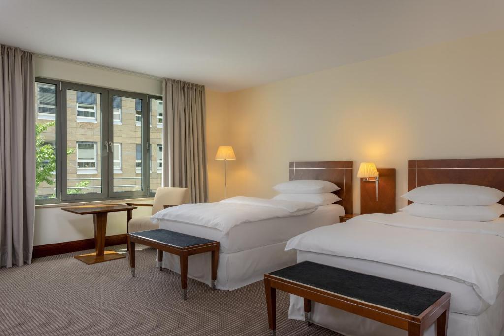 Sheraton Carlton Nuernberg - Resim 6