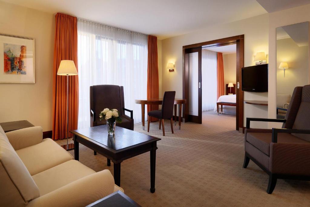 Sheraton Carlton Nuernberg - Resim 21