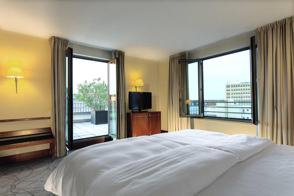 Sheraton Carlton Nuernberg - Resim 35