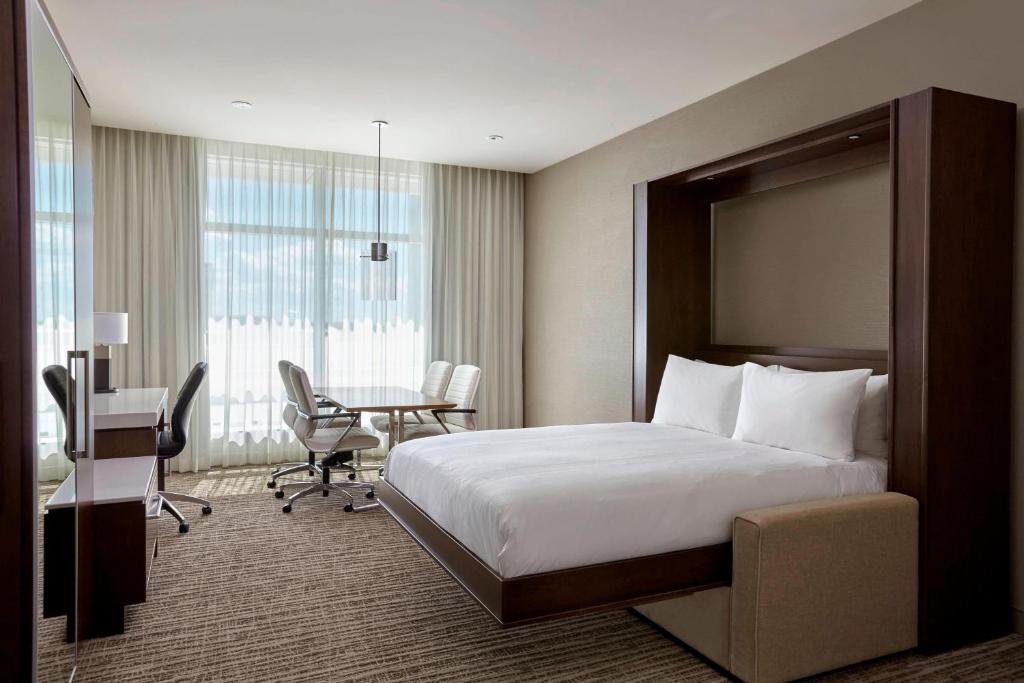 Calgary Airport Marriott In-Terminal Hotel - Resim 17