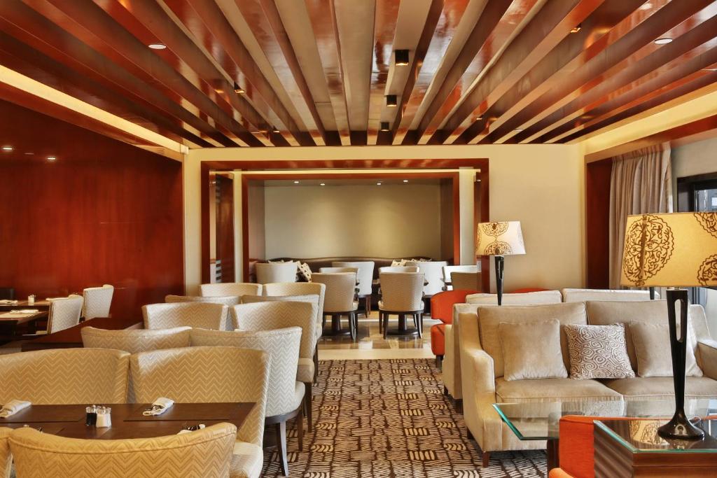 Posezení v ubytování Sheraton Lagos Hotel