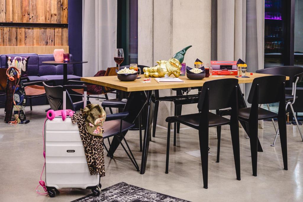 Moxy Poznań Airport