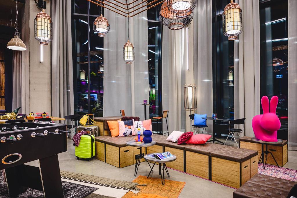 Moxy Poznan Airport - Resim 37