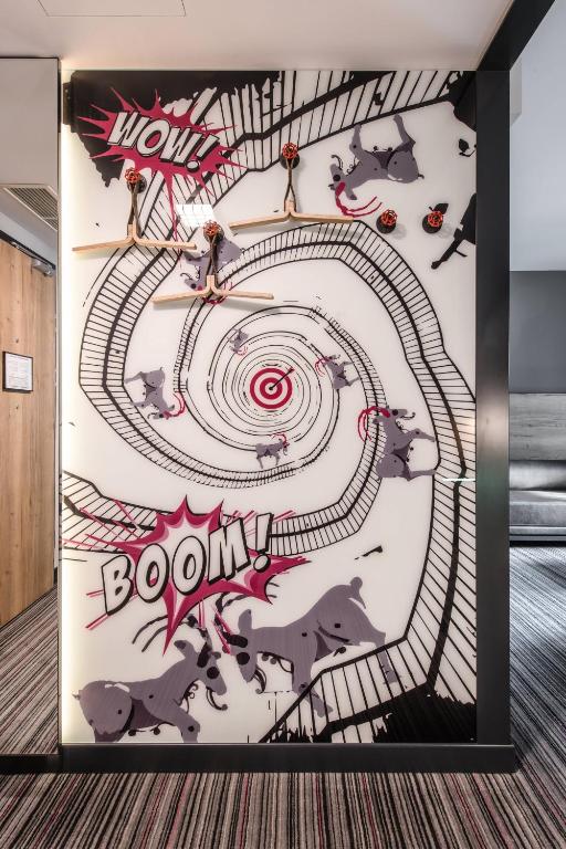 Moxy Poznań Airport - 16