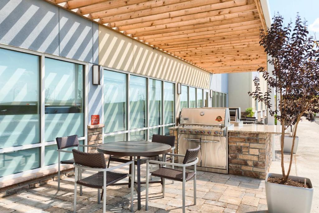 TownePlace Suites by Marriott Owensboro photo