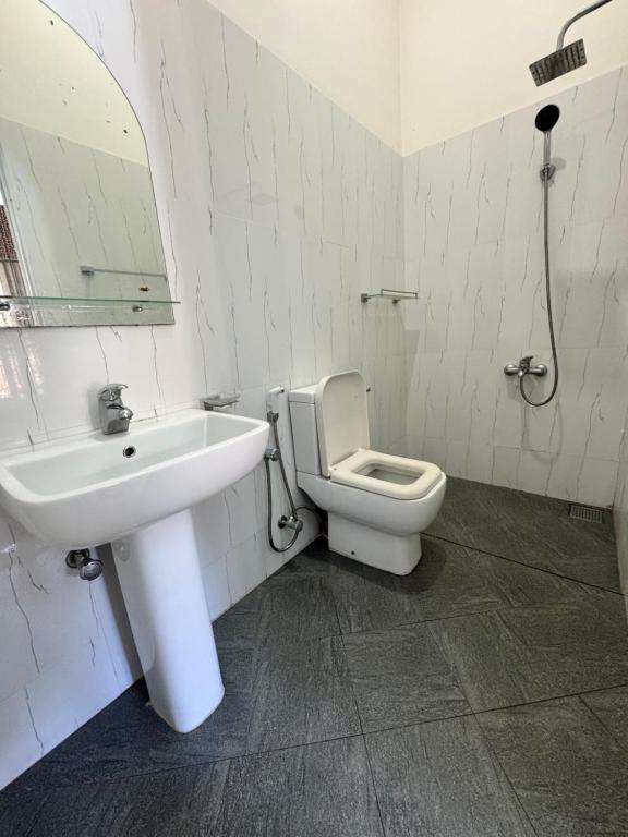 Grand Royal Villa Negombo - 6