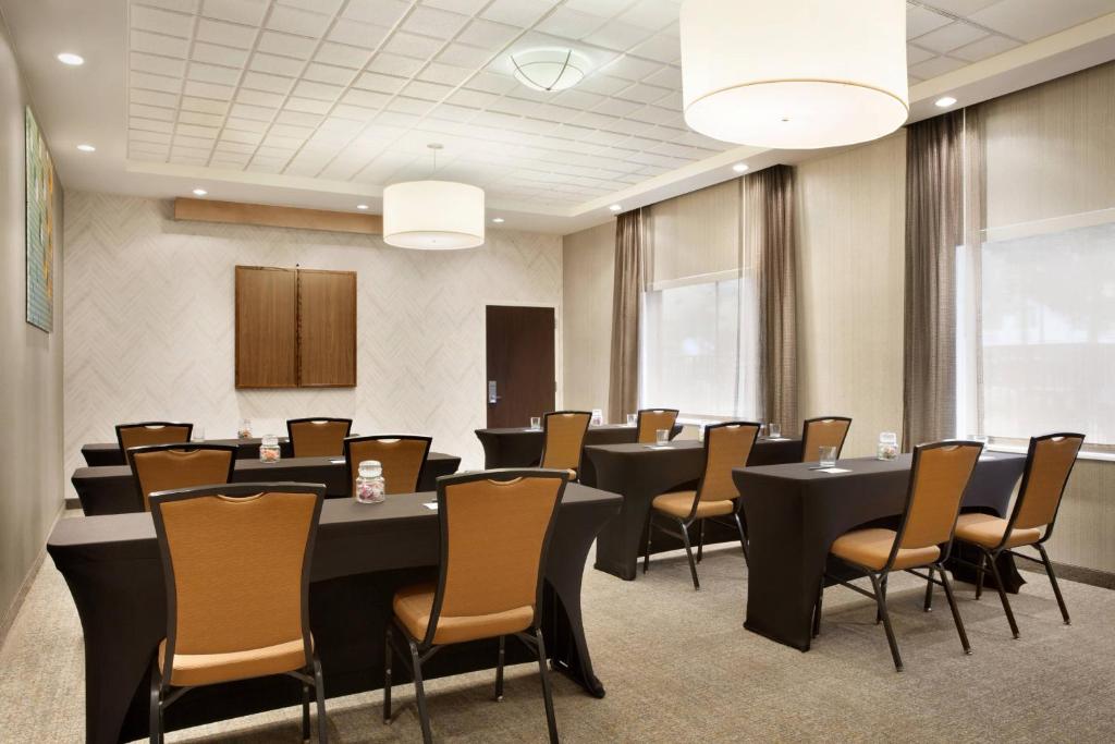 Springhill Suites by Marriott West Palm Beach I-95 photo