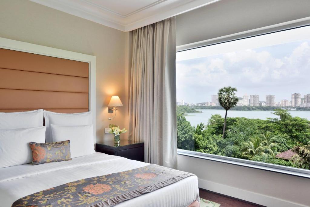 Marriott Executive Apartment - Lakeside Chalet, Mumbai