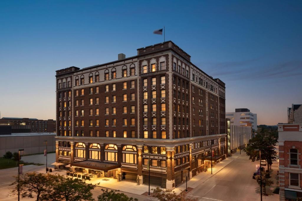 Hotel Northland, Autograph Collection - Housity