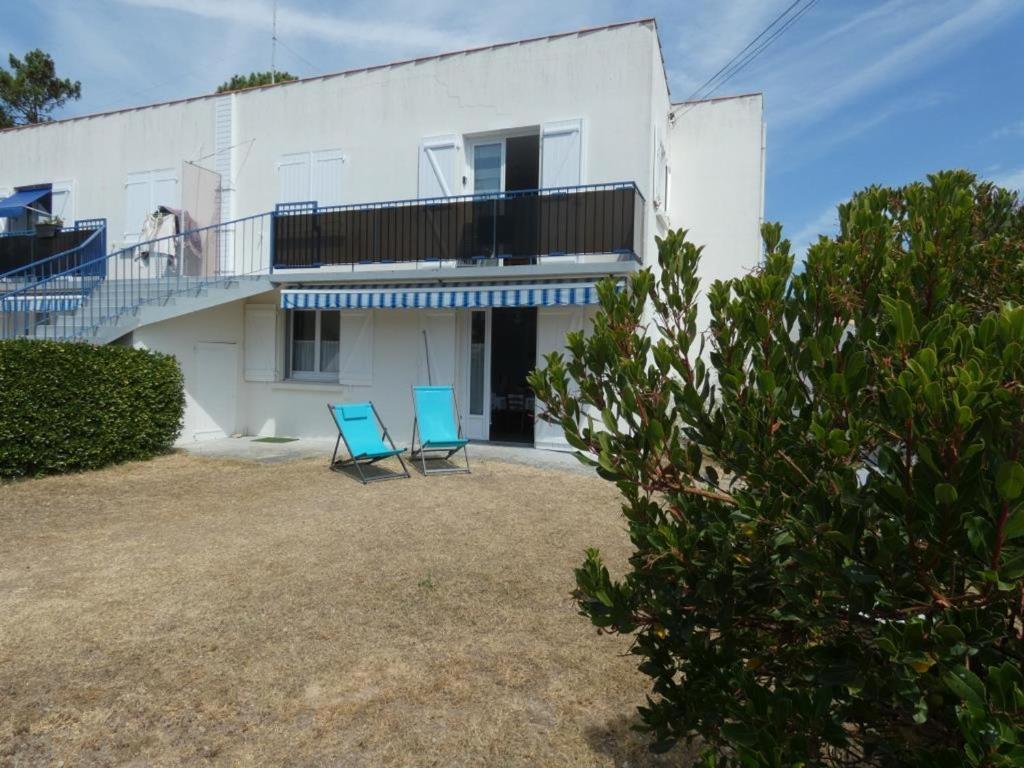 Photo de la galerie de l'établissement Fromentine - Appart T2 avec jardin, proche plage, animaux admis - FR-1-540-303, à La Barre-de-Monts