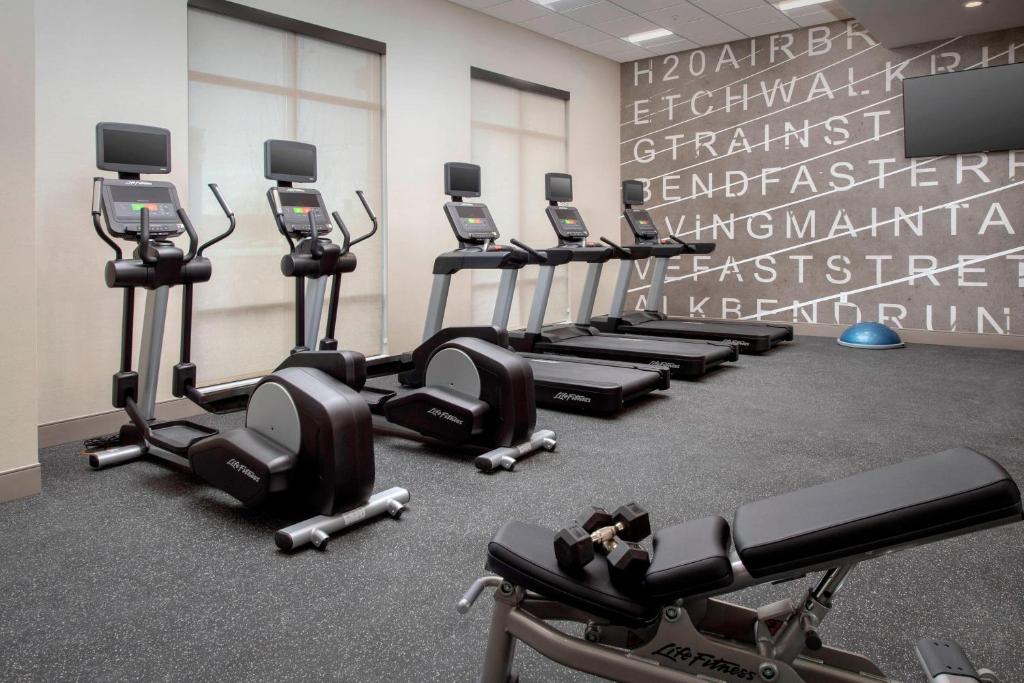 Fitness centrum a/nebo fitness zařízení v ubytování Residence Inn By Marriott Bend