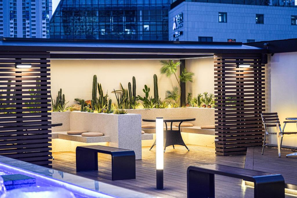 Bassein majutusasutuses Urban Groove Hotel Seomyeon või selle lähedal