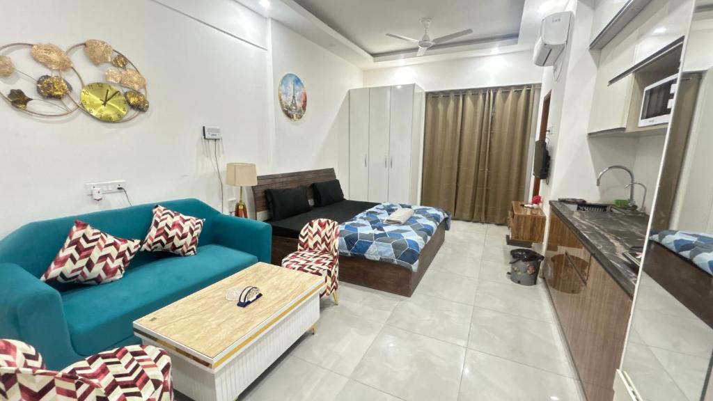 Modern Studio Apartment in Noida, Noida (updated prices 2025)