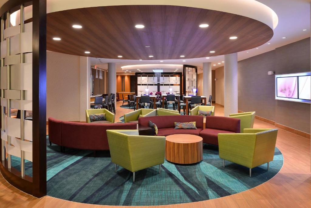 Posezení v ubytování SpringHill Suites by Marriott Voorhees Mt. Laurel/Cherry Hill