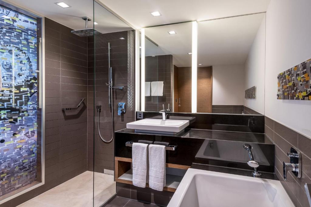 Sheraton Zürich Hotel - Resim 21