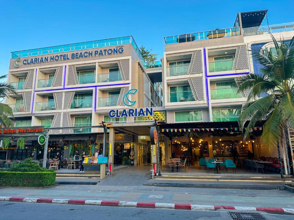 Clarian Hotel Beach Patong - Resim 25