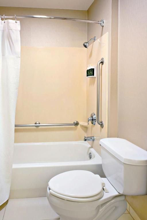 Koupelna v ubytování SpringHill Suites Phoenix Glendale/Peoria