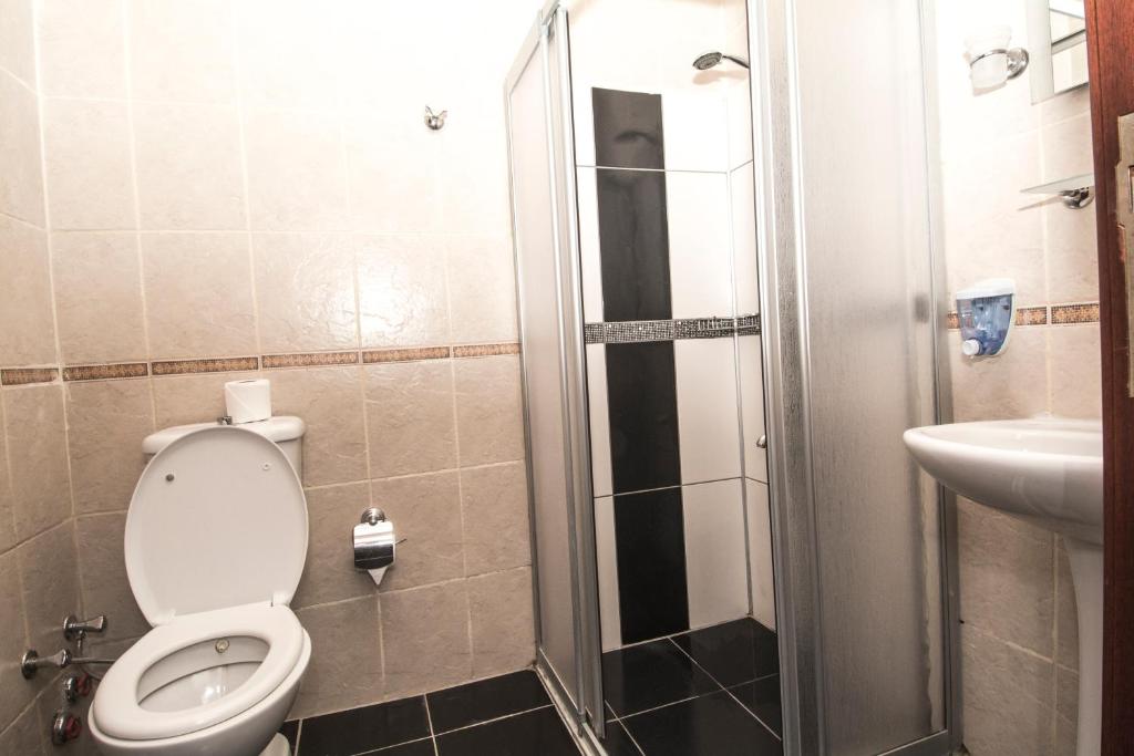 Koupelna v ubytování Sunberk Hotel