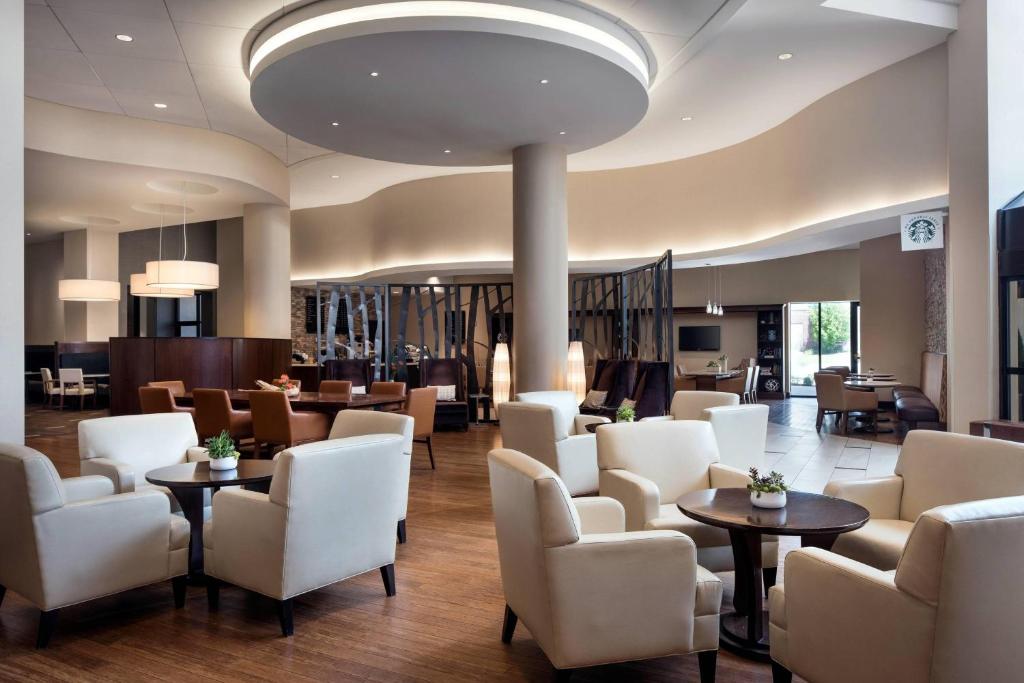 Posezení v ubytování Provo Marriott Hotel & Conference Center
