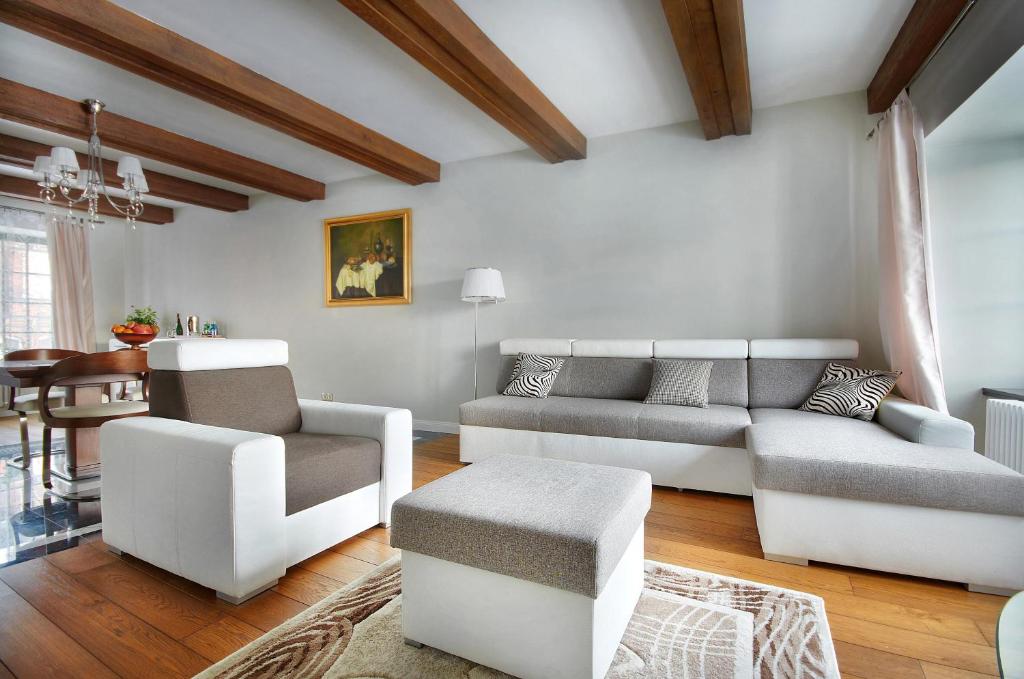 Komturia Old Town by Fahrenheit - Resim 23