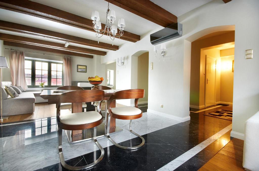 Komturia Old Town by Fahrenheit - Resim 21