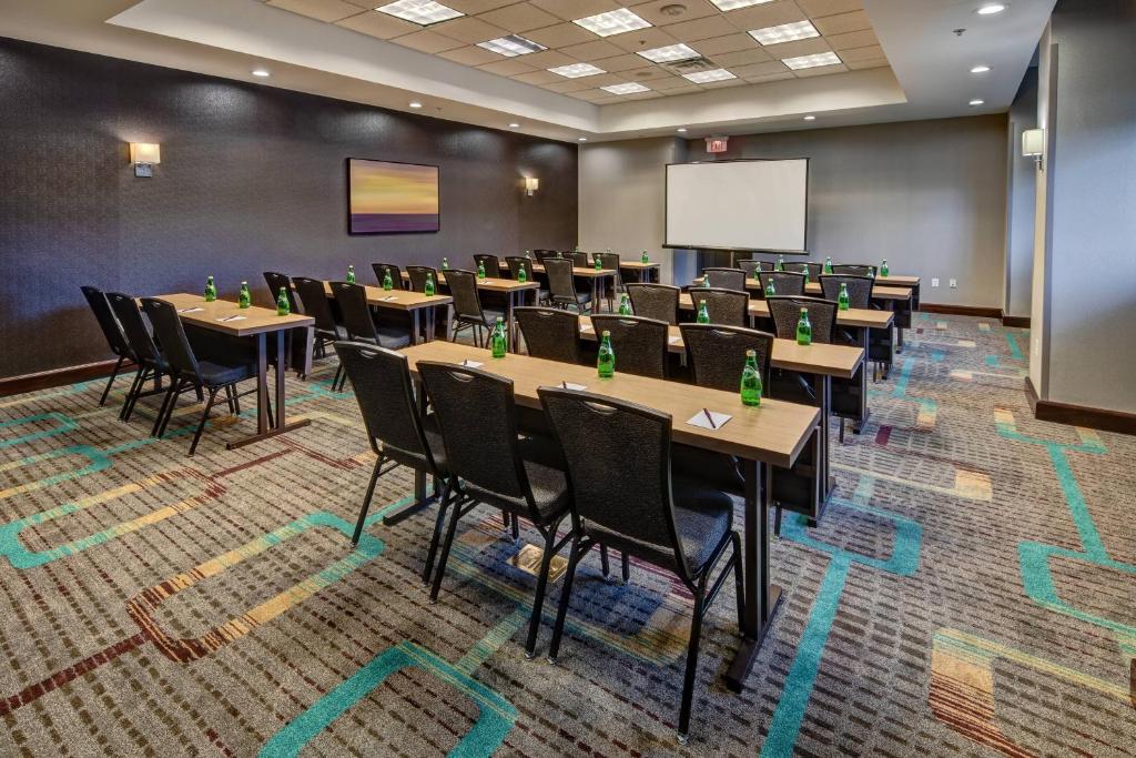 Residence Inn Norfolk Downtown photo