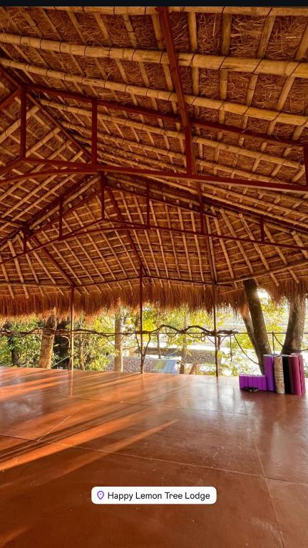 Fotografie z fotogalerie ubytování Happy Lemon Tree lodge v destinaci Sauraha