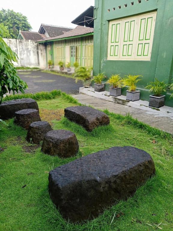 Zahrada ubytování Pendopo Kayuwanan Syariah Near Terminal Giwangan
