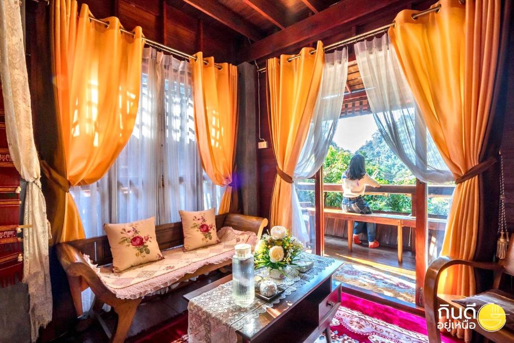 Ruang duduk di Preanhuan Homestay