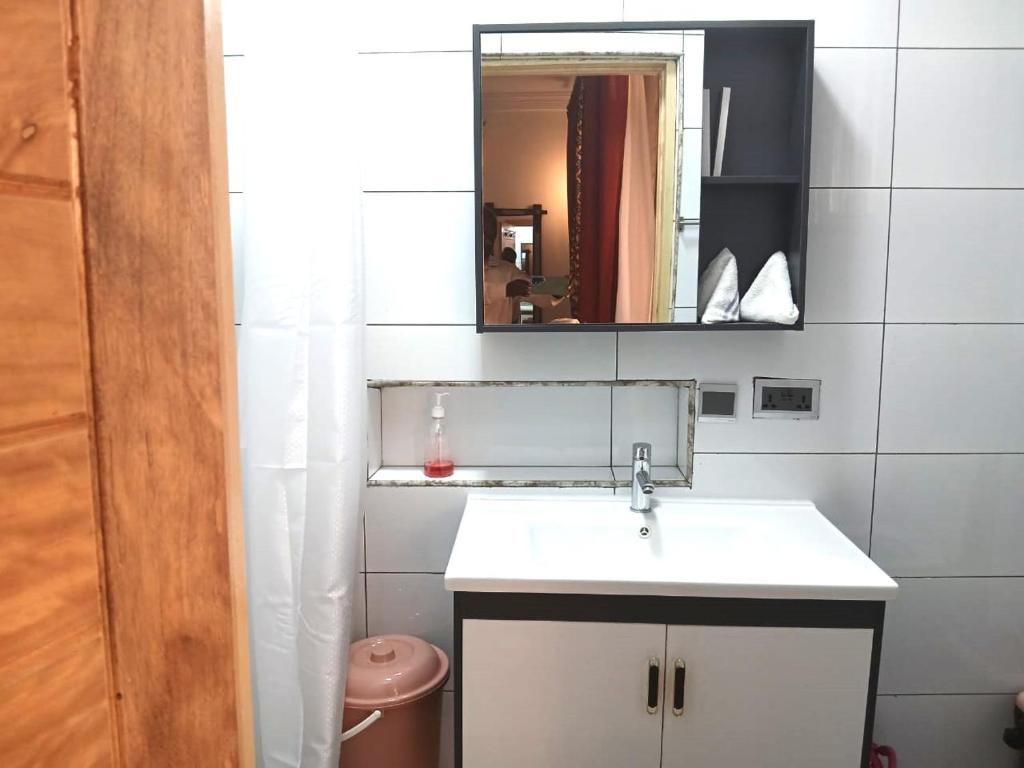 Asantewaa Premier Hotel - Single Room With Balcony