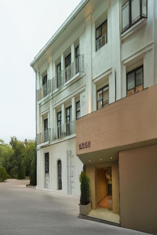 Budova, kde se aparthotel nachází
