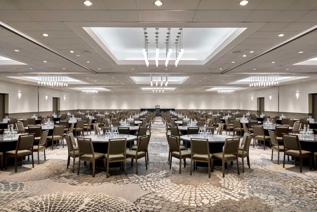 Restaurace v ubytování The Westin Edmonton